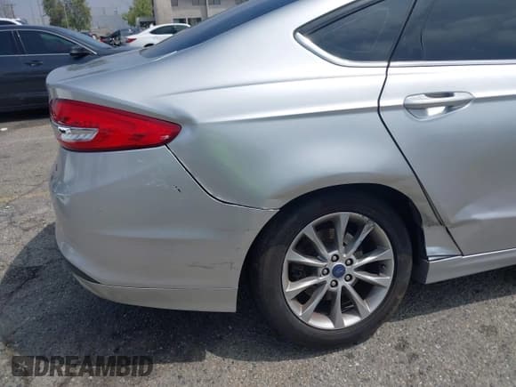 ✅ 2017 Ford Fusion SE • VIN: 3FA6P0H74HR207287 • Lot: 42170286. Listed on IAAI with 139,482 mi. Free auction sales archive from the USA and detailed vehicle history report at DreamBid. Image 6.