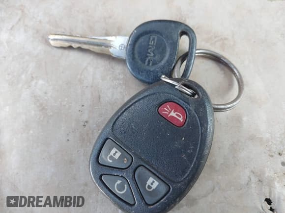 ✅ 2007 GMC Sierra 1500 • VIN: 3GTEK13Y17G517689 • Лот: 41996422. Опубликован ранее на IAAI с пробегом 209 240 миль. Бесплатный доступ к архиву аукционных продаж из США и подробный отчёт об истории автомобиля на DreamBid. Изображение 11.