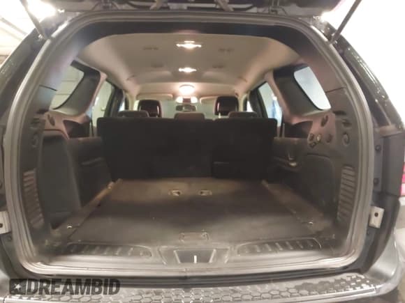 ✅ 2016 Dodge Durango Special Service • VIN: 1C4SDJFT1GC323132 • Lot: 43338768. Wystawiony na IAAI z przebiegiem 137 815 mil. Bezpłatny archiwum sprzedaży aukcyjnych z USA i szczegółowy raport historii pojazdu na DreamBid. Zdjęcie 18.