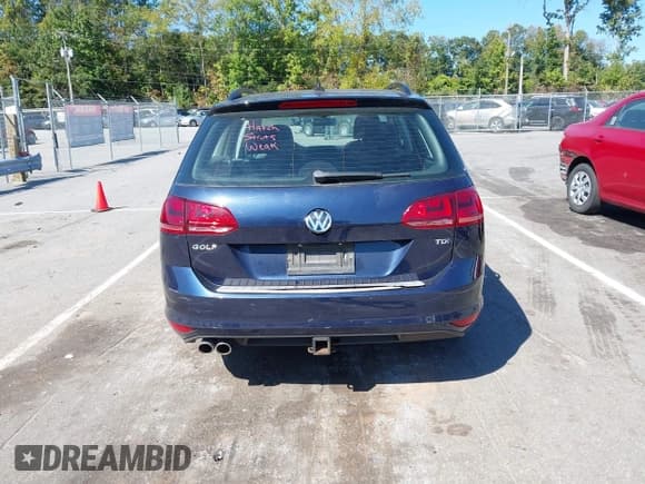 ✅ 2015 Volkswagen Golf S • VIN: 3VWFA7AU1FM514234 • Lot: 43183551. Wystawiony na IAAI z przebiegiem 106 328 mil. Bezpłatny archiwum sprzedaży aukcyjnych z USA i szczegółowy raport historii pojazdu na DreamBid. Zdjęcie 16.
