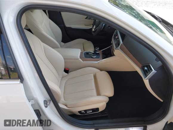 ✅ 2020 BMW 3 Series 330i xDrive • VIN: 3MW5R7J02L8B03933 • Lot: 42759893. Listed on IAAI with 57,236 mi. Free auction sales archive from the USA and detailed vehicle history report at DreamBid. Image 5.