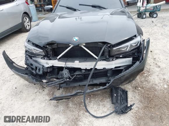 ✅ 2024 BMW 3 Series M340i xDrive • VIN: 3MW49FF00R8E21881 • Lot: 42408577. Wystawiony na IAAI z przebiegiem 17 853 mil. Bezpłatny archiwum sprzedaży aukcyjnych z USA i szczegółowy raport historii pojazdu na DreamBid. Zdjęcie 6.