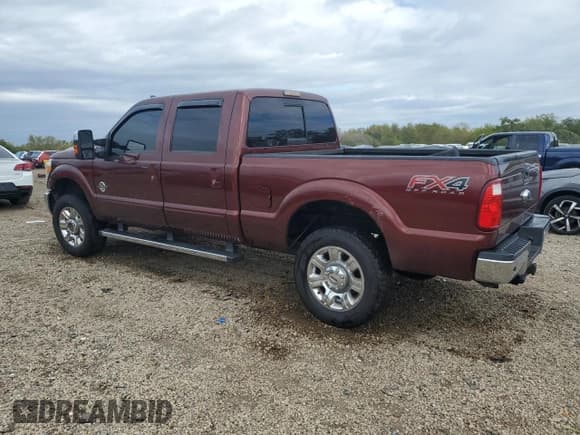 ✅ 2015 Ford F-250 Lariat • VIN: 1FT7W2BTXFEB09951 • Lot: 85108435. Wystawiony na Copart z przebiegiem 145 995 mil. Bezpłatny archiwum sprzedaży aukcyjnych z USA i szczegółowy raport historii pojazdu na DreamBid. Zdjęcie 2.
