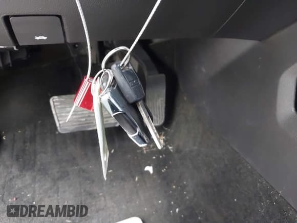 ✅ 2014 GMC Sierra 1500 SLT • VIN: 3GTU2VEC7EG103186 • Lot: 43715336. Listed on IAAI with 218,583 mi. Free auction sales archive from the USA and detailed vehicle history report at DreamBid. Image 11.