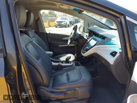 ✅ 2020 Chevrolet Bolt EV Premier • VIN: 1G1FZ6S02L4111333 • Lot: 43081918. Listed on IAAI with 86,066 mi. Free auction sales archive from the USA and detailed vehicle history report at DreamBid. Image 5.