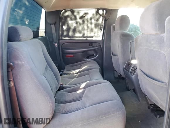 ✅ 2006 Chevrolet Silverado 2500HD LT1 • VIN: 1GCHC23D16F194368 • Лот: 48379025. Опубликован ранее на Copart с пробегом 135 673 миль. Бесплатный доступ к архиву аукционных продаж из США и подробный отчёт об истории автомобиля на DreamBid. Изображение 10.