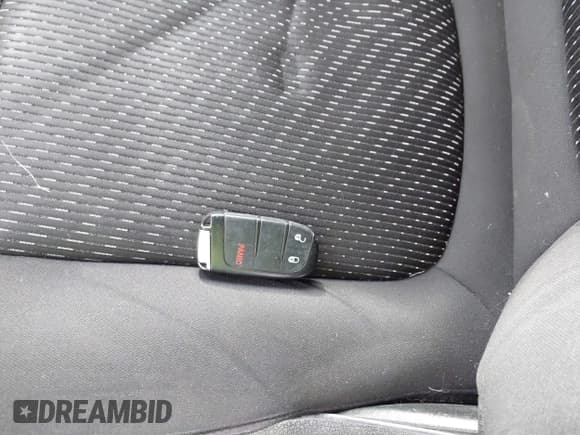 ✅ 2015 Dodge Journey SXT • VIN: 3C4PDDBG3FT618610 • Lot: 43455244. Wystawiony na IAAI z przebiegiem 143 441 mil. Bezpłatny archiwum sprzedaży aukcyjnych z USA i szczegółowy raport historii pojazdu na DreamBid. Zdjęcie 11.