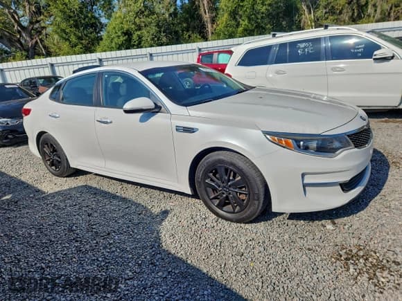 ✅ 2018 Kia Optima S • VIN: 5XXGT4L3XJG230891 • Lot: 95421465. Wystawiony na Copart z przebiegiem 109 694 mil. Bezpłatny archiwum sprzedaży aukcyjnych z USA i szczegółowy raport historii pojazdu na DreamBid. Zdjęcie 4.