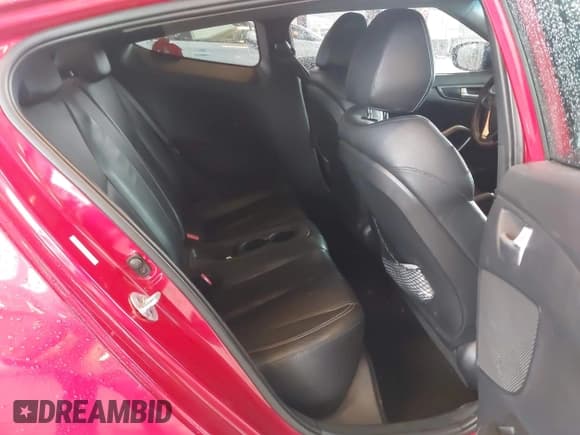 ✅ 2013 Hyundai Veloster Turbo • VIN: KMHTC6AE9DU106071 • Лот: 43537914. Опубликован ранее на IAAI с пробегом 165 739 миль. Бесплатный доступ к архиву аукционных продаж из США и подробный отчёт об истории автомобиля на DreamBid. Изображение 8.