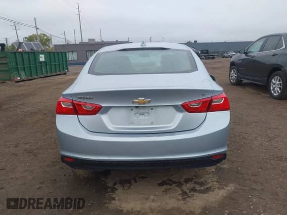 2018 Chevrolet Malibu LT z VIN 1G1ZD5ST8JF206058, wystawiony jako IAAI lot #43398224 z przebiegiem 38 674 mil mil oraz . Historia ofert i sprzedaży dostępna na DreamBid. Obrazek 15.