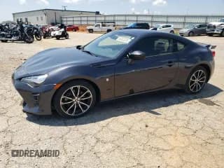 ✅ 2019 Toyota 86 GT • VIN: JF1ZNAE1XK9703769 • Лот: 66353235. Опубликован ранее на Copart с пробегом 114 958 миль. Бесплатный доступ к архиву аукционных продаж из США и подробный отчёт об истории автомобиля на DreamBid. Изображение 1.
