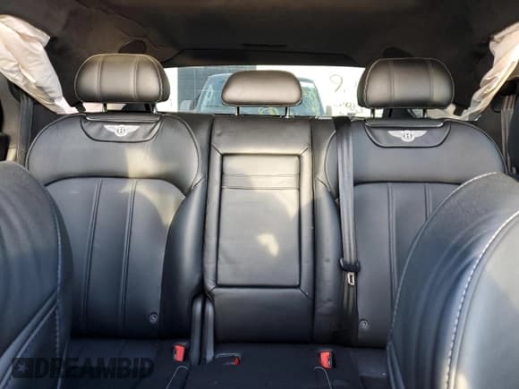 ✅ 2020 Bentley Bentayga V8 • VIN: SJAAM2ZV2LC028213 • Lot: 87181854. Listed on Copart with Not provided. Free auction sales archive from the USA and detailed vehicle history report at DreamBid. Image 10.