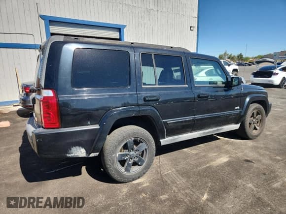 ✅ 2006 Jeep Commander • VIN: 1J8HH48K76C269525 • Lot: 67395185. Listed on Copart with 167,253 mi. Free auction sales archive from the USA and detailed vehicle history report at DreamBid. Image 3.