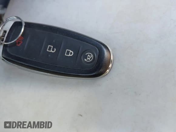 ✅ 2016 Ford Flex SEL • VIN: 2FMGK5C81GBA04425 • Лот: 43589171. Опубликован ранее на IAAI с пробегом 178 834 миль. Бесплатный доступ к архиву аукционных продаж из США и подробный отчёт об истории автомобиля на DreamBid. Изображение 11.