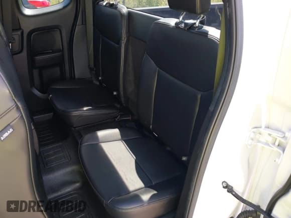 ✅ 2019 Ford Ranger XL • VIN: 1FTER1EH0KLA45957 • Lot: 43276588. Wystawiony na IAAI z przebiegiem 179 969 mil. Bezpłatny archiwum sprzedaży aukcyjnych z USA i szczegółowy raport historii pojazdu na DreamBid. Zdjęcie 8.