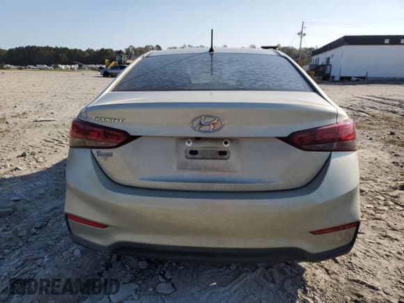 ✅ 2018 Hyundai Accent SEL • VIN: 3KPC24A37JE028748 • Лот: 76245404. Опубликован ранее на Copart с пробегом 135 059 миль. Бесплатный доступ к архиву аукционных продаж из США и подробный отчёт об истории автомобиля на DreamBid. Изображение 6.