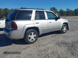 ✅ 2008 Chevrolet TrailBlazer 2LT • VIN: 1GNDT13S682217782 • Лот: 43606243. Опубликован ранее на IAAI с пробегом 149 333 миль. Бесплатный доступ к архиву аукционных продаж из США и подробный отчёт об истории автомобиля на DreamBid. Изображение 4.