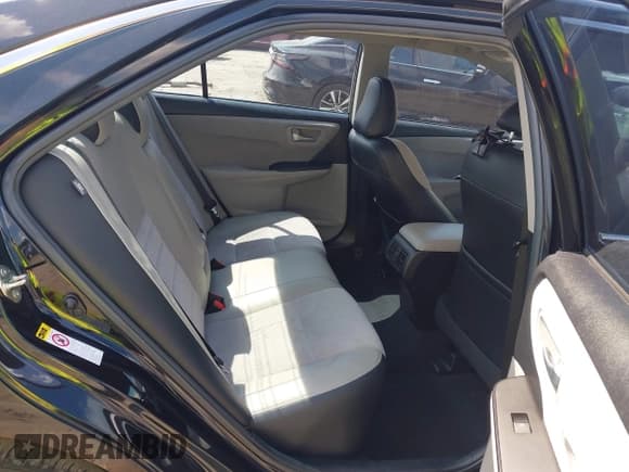 ✅ 2015 Toyota Camry XSE • VIN: 4T1BK1FK1FU028422 • Лот: 43135273. Опубликован ранее на IAAI с пробегом 116 421 миль. Бесплатный доступ к архиву аукционных продаж из США и подробный отчёт об истории автомобиля на DreamBid. Изображение 8.