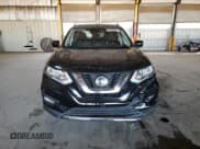 ✅ 2019 Nissan Rogue SV • VIN: JN8AT2MT8KW257150 • Лот: 87055805. Опубликован ранее на Copart с пробегом 95 637 миль. Бесплатный доступ к архиву аукционных продаж из США и подробный отчёт об истории автомобиля на DreamBid. Изображение 5.