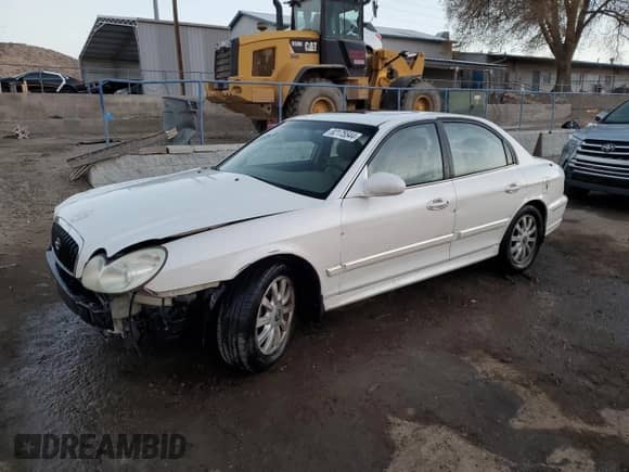 2004 Hyundai Sonata GLS с VIN KMHWF35H04A975666, выставлен на аукционе Copart как лот 82175544 с пробегом 175 568 миль миль и Списание • Salvage title. История ставок и продаж доступна на DreamBid. Изображение 1.