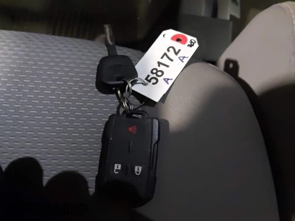 ✅ 2017 Chevrolet Silverado 2500HD Work Truck • VIN: 1GC1KUEG0HF128856 • Lot: 42046701. Listed on IAAI with 200,705 mi. Free auction sales archive from the USA and detailed vehicle history report at DreamBid. Image 11.