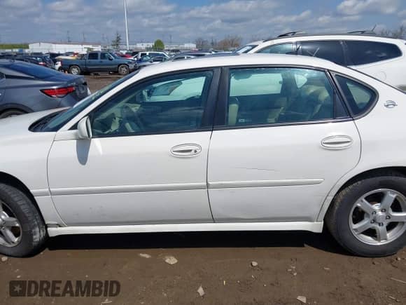 2005 Chevrolet Impala LS z VIN 2G1WH52K159335126, wystawiony jako IAAI lot #42013220 z przebiegiem 139 501 mil mil oraz . Historia ofert i sprzedaży dostępna na DreamBid. Obrazek 14.