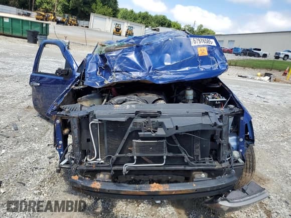 ✅ 2013 Chevrolet Avalanche LS • VIN: 3GNMCEE01DG379467 • Lot: 67976585. Listed on Copart with Not provided. Free auction sales archive from the USA and detailed vehicle history report at DreamBid. Image 5.