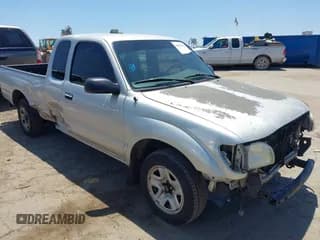 ✅ 2003 Toyota Tacoma • VIN: 5TEVL52N23Z235068 • Lot: 42820567. Listed on IAAI with 205,460 mi. Free auction sales archive from the USA and detailed vehicle history report at DreamBid. Image 1.