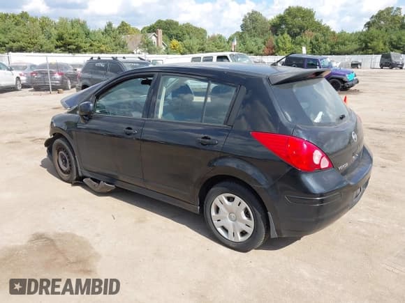 ✅ 2010 Nissan Versa S • VIN: 3N1BC1CP8AL371753 • Lot: 43372741. Listed on IAAI with 128,000 mi. Free auction sales archive from the USA and detailed vehicle history report at DreamBid. Image 3.