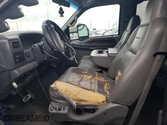 ✅ 2002 Ford F-250 XL • VIN: 1FTNW21F02EB28036 • Lot: 90324255. Listed on Copart with 208,179 mi. Free auction sales archive from the USA and detailed vehicle history report at DreamBid. Image 7.