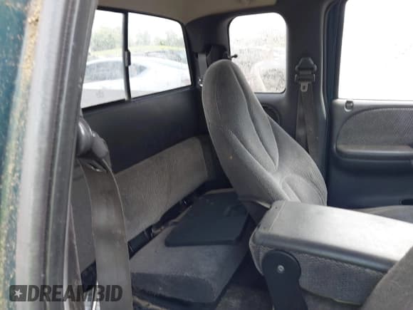 ✅ 1998 Dodge Dakota SLT • VIN: 1B7GL22X4WS554408 • Lot: 42202021. Wystawiony na IAAI z przebiegiem 147 765 mil. Bezpłatny archiwum sprzedaży aukcyjnych z USA i szczegółowy raport historii pojazdu na DreamBid. Zdjęcie 8.