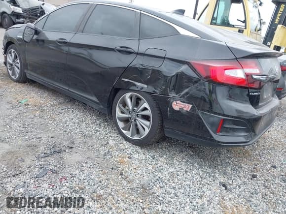 ✅ 2019 Honda Clarity • VIN: JHMZC5F11KC005316 • Lot: 42206674. Wystawiony na IAAI z przebiegiem 127 498 mil. Bezpłatny archiwum sprzedaży aukcyjnych z USA i szczegółowy raport historii pojazdu na DreamBid. Zdjęcie 3.