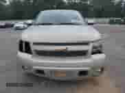 2007 Chevrolet Suburban LT z VIN 1GNFC16027J289845, wystawiony jako Copart lot #81099795 z przebiegiem 137 667 mil mil oraz Szkoda całkowita • Salvage title. Historia ofert i sprzedaży dostępna na DreamBid. Obrazek 5.