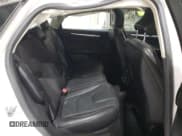 ✅ 2017 Ford Fusion Titanium • VIN: 3FA6P0D91HR250881 • Лот: 85182925. Опубликован ранее на Copart с пробегом Не указан. Бесплатный доступ к архиву аукционных продаж из США и подробный отчёт об истории автомобиля на DreamBid. Изображение 10.