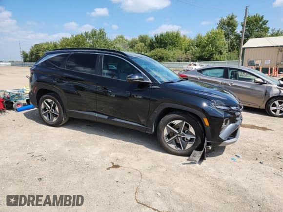 ✅ 2025 Hyundai Tucson SEL Convenience • VIN: KM8JCDD14SU302873 • Lot: 71487805. Wystawiony na Copart z przebiegiem 6 016 mil. Bezpłatny archiwum sprzedaży aukcyjnych z USA i szczegółowy raport historii pojazdu na DreamBid. Zdjęcie 4.