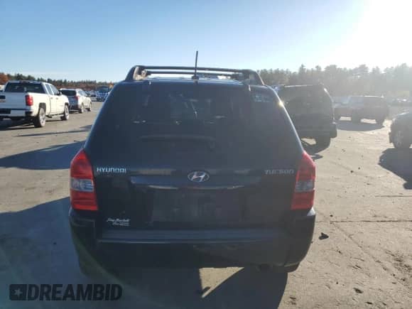 2009 Hyundai Tucson GLS z VIN KM8JM12BX9U937338, wystawiony jako Copart lot #77899924 z przebiegiem 131 781 mil mil oraz Szkoda całkowita • Salvage title. Historia ofert i sprzedaży dostępna na DreamBid. Obrazek 6.