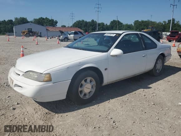 ✅ 1995 Ford Thunderbird LX • VIN: 1FALP62W1SH133860 • Лот: 56528075. Опубликован ранее на Copart с пробегом 106 205 миль. Бесплатный доступ к архиву аукционных продаж из США и подробный отчёт об истории автомобиля на DreamBid. Изображение 1.