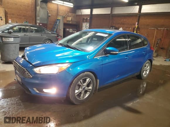 ✅ 2015 Ford Focus Titanium • VIN: 1FADP3N28FL367153 • Лот: 92939535. Опубликован ранее на Copart с пробегом 54 764 миль. Бесплатный доступ к архиву аукционных продаж из США и подробный отчёт об истории автомобиля на DreamBid. Изображение 1.