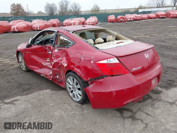 ✅ 2010 Honda Accord EX-L • VIN: 1HGCS2B85AA002393 • Lot: 43758702. Listed on IAAI with 89,120 mi. Free auction sales archive from the USA and detailed vehicle history report at DreamBid. Image 3.