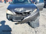 ✅ 2002 Toyota Camry XLE • VIN: 4T1BF30K52U526223 • Lot: 43694918. Listed on IAAI with 101,787 mi. Free auction sales archive from the USA and detailed vehicle history report at DreamBid. Image 6.