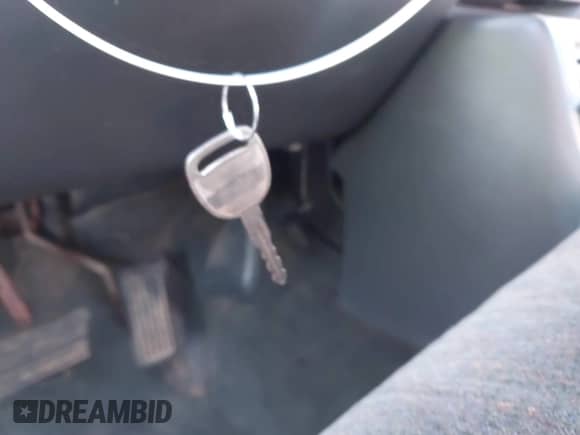 1999 Chevrolet Silverado 1500 LS with VIN 1GCEK19T0XE136967, listed as a IAAI auction lot 43402206 with Not provided miles and . Bid and sale history available at DreamBid. Image 11.