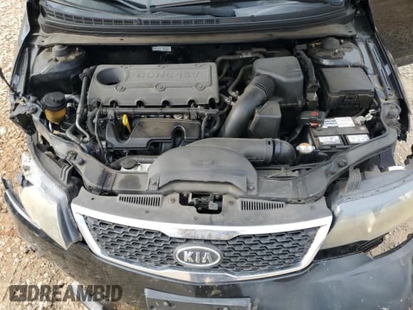 ✅ 2013 Kia Forte LX • VIN: KNAFT4A22D5672155 • Лот: 65541695. Опубликован ранее на Copart с пробегом 135 738 миль. Бесплатный доступ к архиву аукционных продаж из США и подробный отчёт об истории автомобиля на DreamBid. Изображение 11.