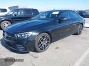 ✅ 2022 Mercedes-Benz E 350 • VIN: W1KZF8DB2NB096182 • Lot: 43758535. Listed on IAAI with 90,993 mi. Free auction sales archive from the USA and detailed vehicle history report at DreamBid. Image 17.