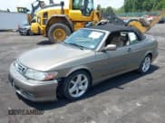 ✅ 2003 Saab 9-3 SE • VIN: YS3DF78KX37010795 • Lot: 42441244. Wystawiony na IAAI z przebiegiem 118 111 mil. Bezpłatny archiwum sprzedaży aukcyjnych z USA i szczegółowy raport historii pojazdu na DreamBid. Zdjęcie 2.