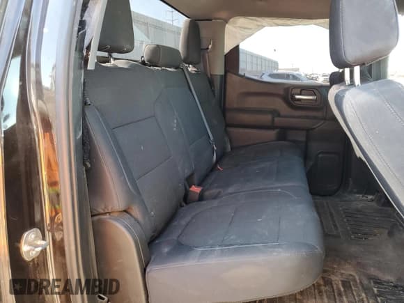 ✅ 2019 Chevrolet Silverado 1500 Work Truck • VIN: 1GCPWAEH5KZ288517 • Lot: 49220895. Wystawiony na Copart z przebiegiem 174 081 mil. Bezpłatny archiwum sprzedaży aukcyjnych z USA i szczegółowy raport historii pojazdu na DreamBid. Zdjęcie 10.