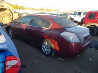 ✅ 2012 Nissan Altima S • VIN: 1N4AL2APXCC221374 • Lot: 43714589. Listed on IAAI with 104,870 mi. Free auction sales archive from the USA and detailed vehicle history report at DreamBid. Image 3.