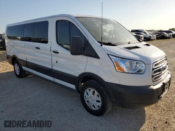 ✅ 2019 Ford Transit Passenger XL • VIN: 1FBZX2ZM1KKB25105 • Лот: 52508565. Опубликован ранее на Copart с пробегом 120 374 миль. Бесплатный доступ к архиву аукционных продаж из США и подробный отчёт об истории автомобиля на DreamBid. Изображение 4.