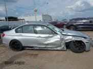 ✅ 2012 BMW 3 Series 328i • VIN: WBA3A5C5XCF256465 • Lot: 42225222. Listed on IAAI with 162,293 mi. Free auction sales archive from the USA and detailed vehicle history report at DreamBid. Image 13.