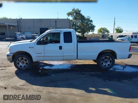 ✅ 2003 Ford F-250 XL • VIN: 1FTNX20P33ED77715 • Lot: 43490230. Listed on IAAI with 139,032 mi. Free auction sales archive from the USA and detailed vehicle history report at DreamBid. Image 15.