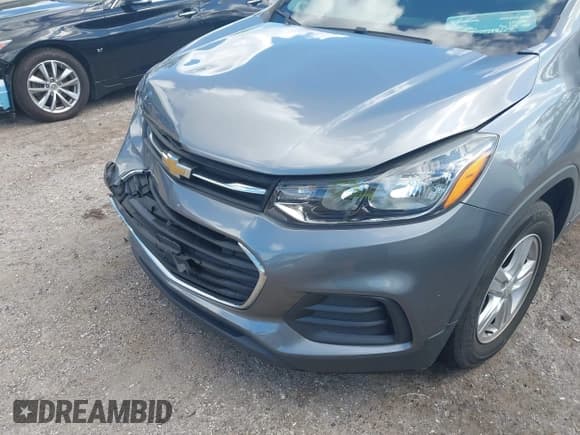 ✅ 2020 Chevrolet Trax LS • VIN: 3GNCJKSB8LL145936 • Lot: 43311403. Listed on IAAI with 92,852 mi. Free auction sales archive from the USA and detailed vehicle history report at DreamBid. Image 6.